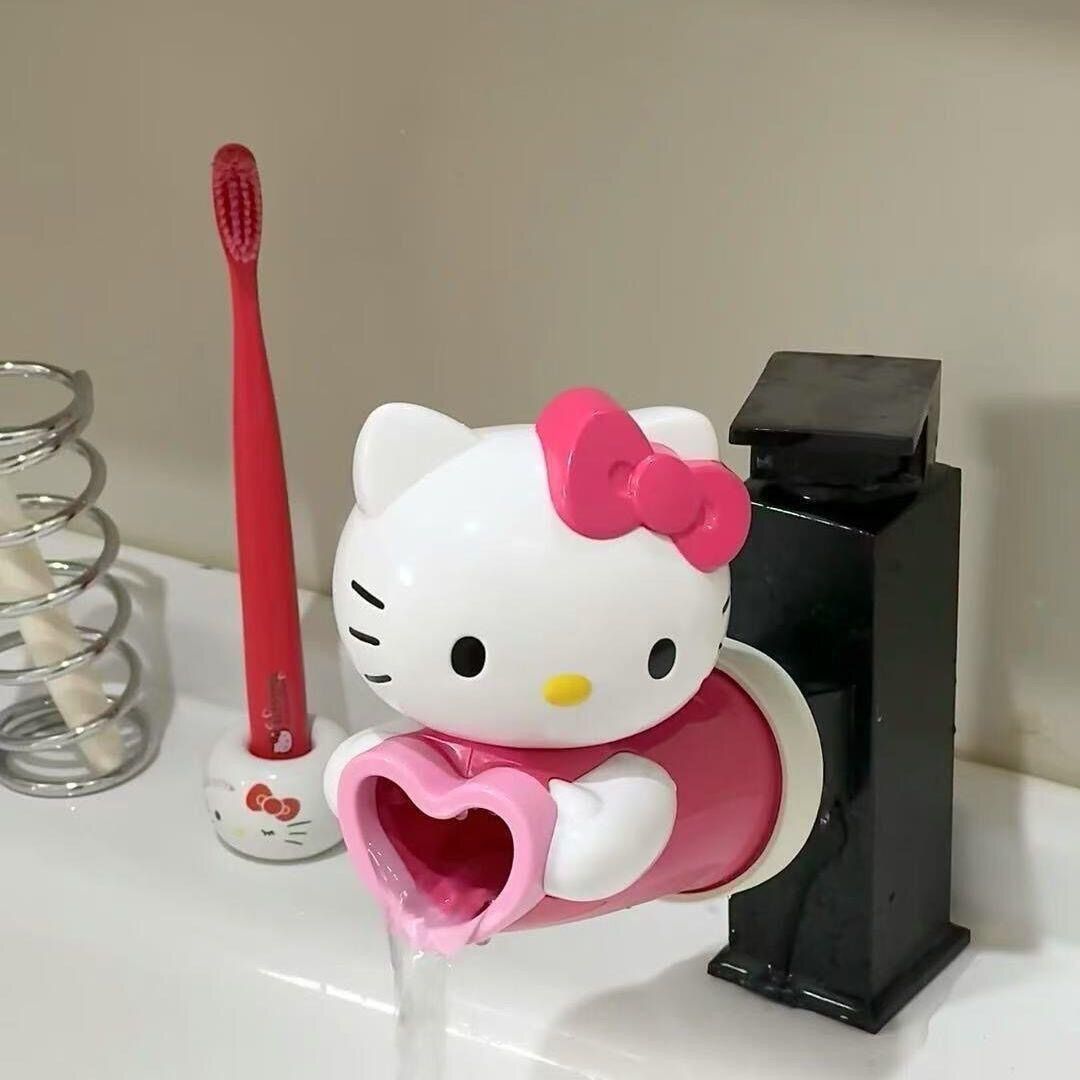 Hello Kitty Heart Shaped Fauce - Home Edit Bathroom avaliação e preço